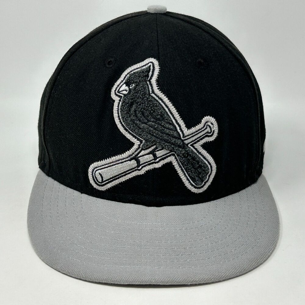 St Louis Cardinals Hat Baseball Cap Fitted 7 3/8 Black Gray Chenille MLB New Era